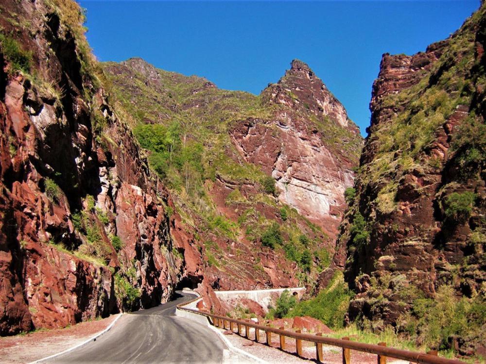 Chambre Aux Gorges De Daluis Guillaumes Exterior photo
